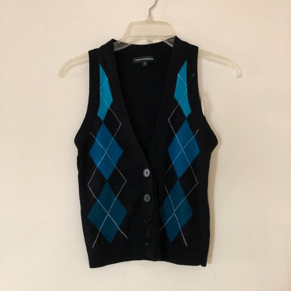Knit button down vest with striped design - Picture 6 of 6